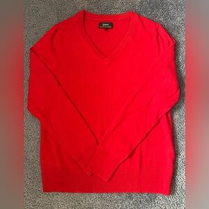 NWT Quince Mongolian Cashmere V-Neck Sweater size small in a gorgeous red!
